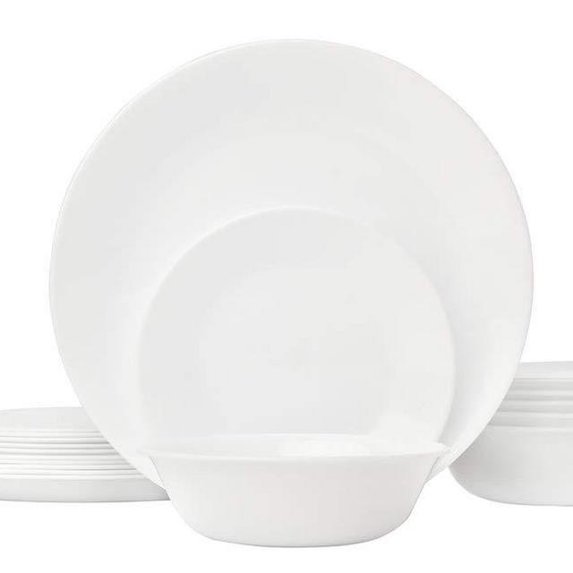 Corelle Livingware 18-Piece Dinnerware Set, Winter Frost White, Service for 6 (1088609)