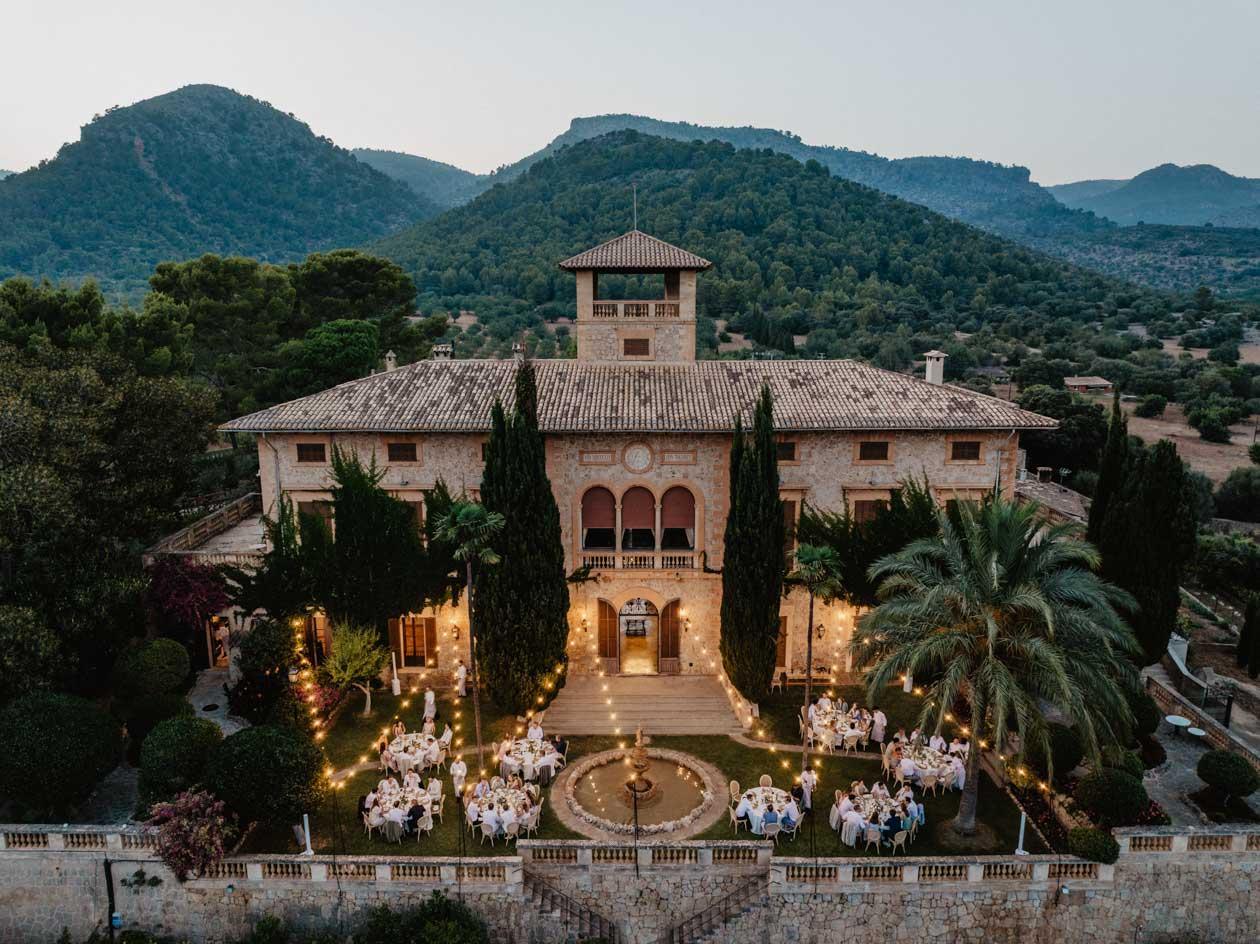 The Wedding Website of THOMAS ROSIER and ALEXANDRA MORRIS