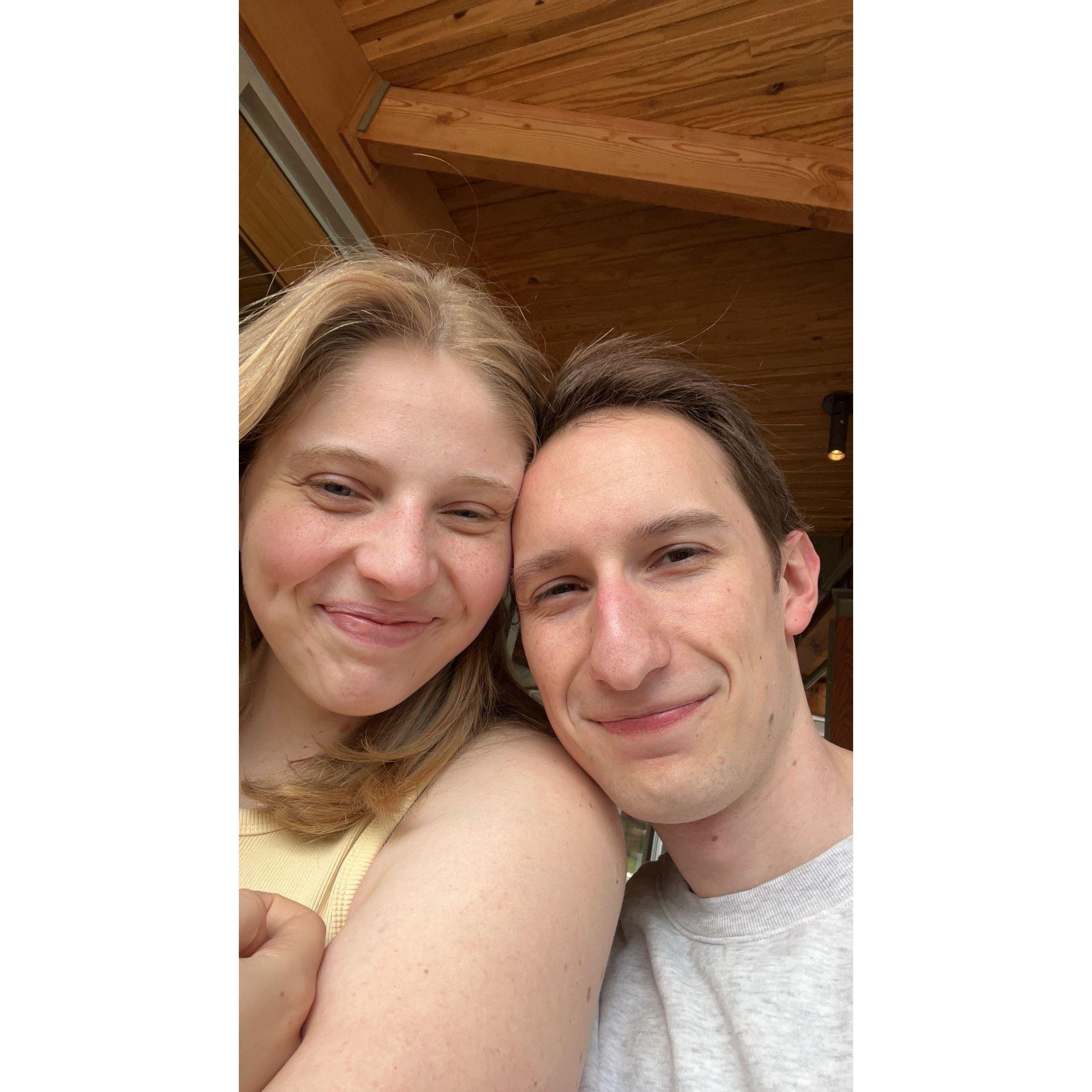 Summer date at a favorite restaurant in uptown Westerville