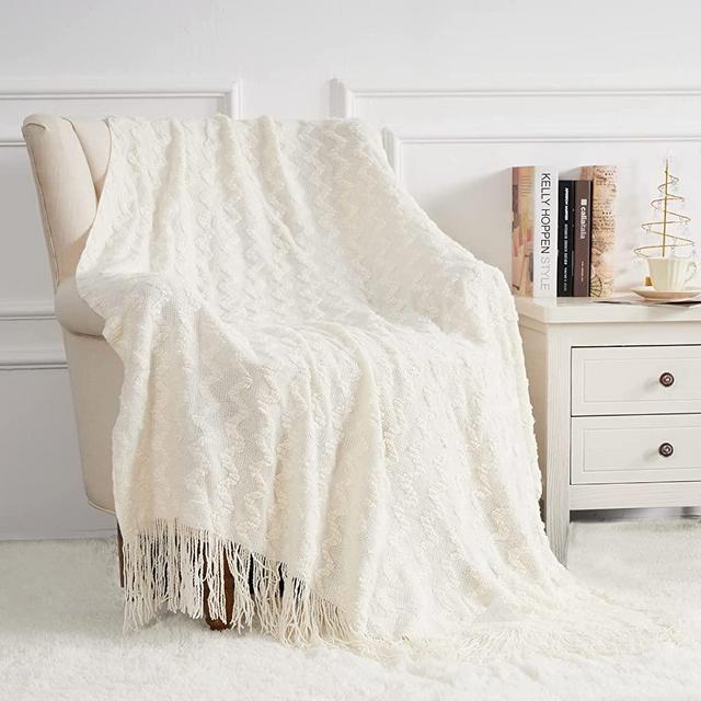 Quinnsus Knit Throw Blanket for Bed, Soft Lightweight Decorative Bed Throw Blankets, Jacquard Textured Boho Summer Throw Blanket with Tassels for Bed, Sofa and Living Room (White, 50 x 60 inches)