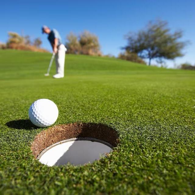 Round of golf on our honeymoon!