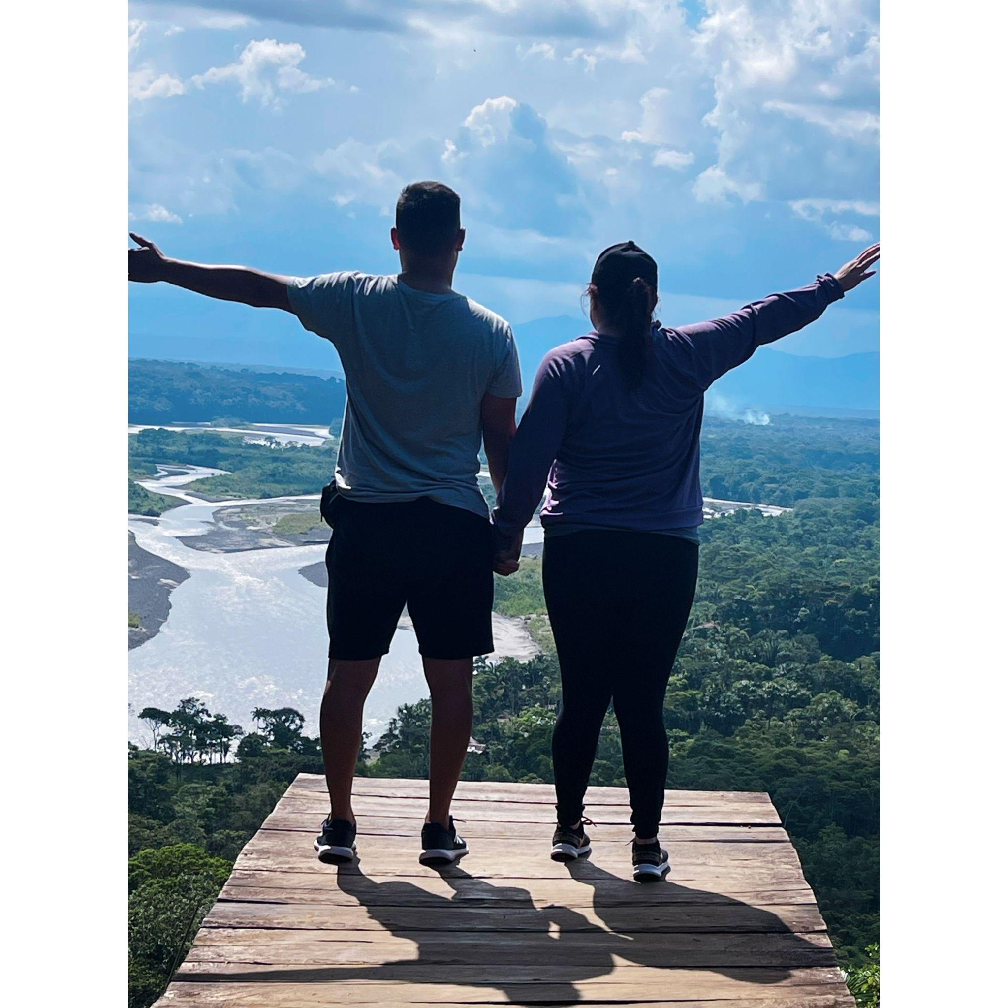 Viendo la amazonia - overlooking the amazon.