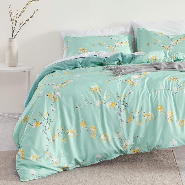 SLEEP ZONE Bedding Duvet Cover Sets Printed Plum Blossom Pattern 120gsm Ultra Soft Zipper Closure Corner Ties, Full/Queen (90x90 inch | 2 Pillow Shams)