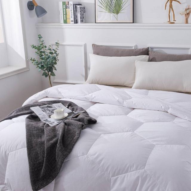 Full/Queen Honeycomb Down Alternative Comforter White - St. James Home