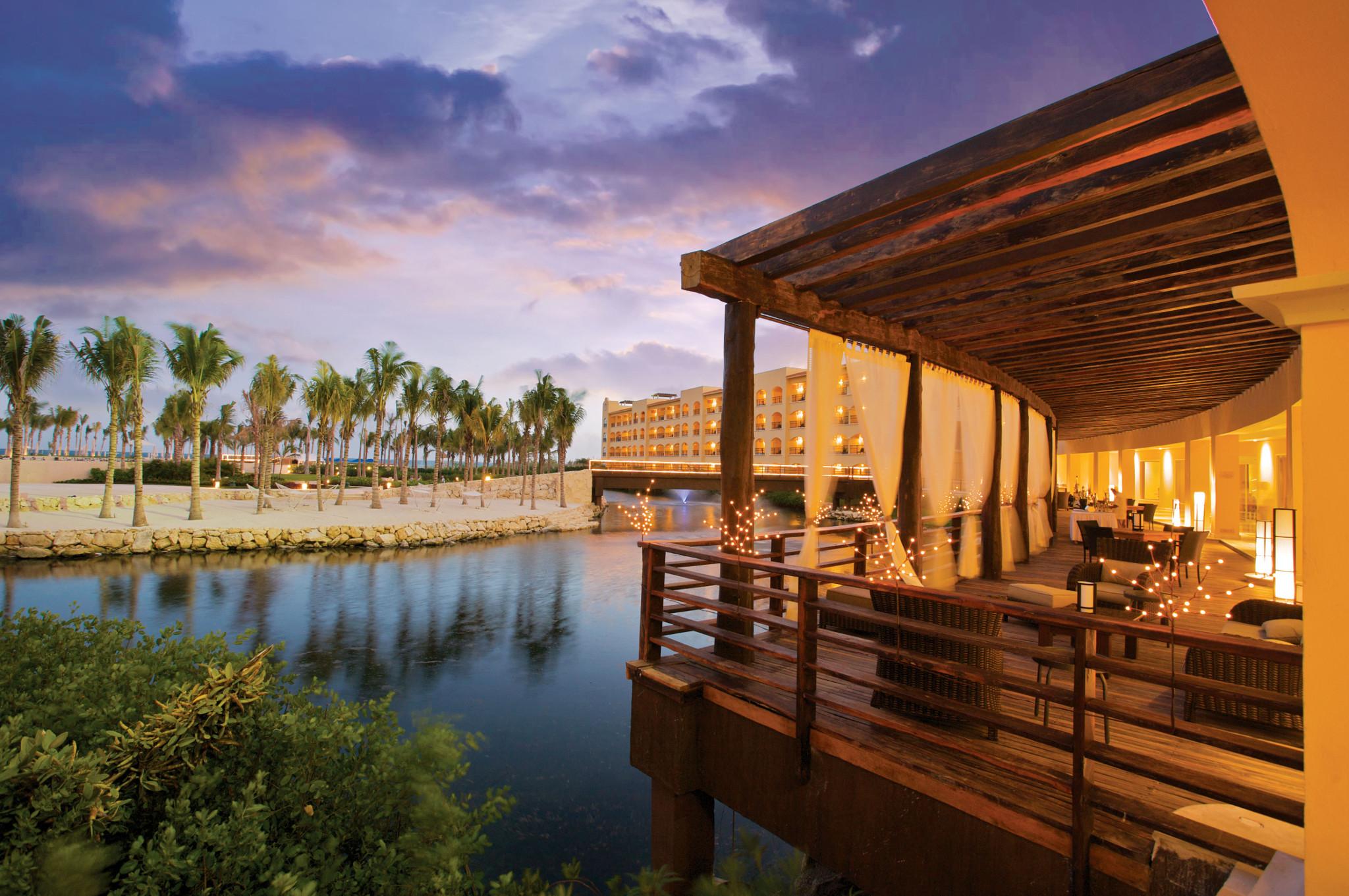 The Wedding Website of Lucia Elizondo and Alejandro Osores