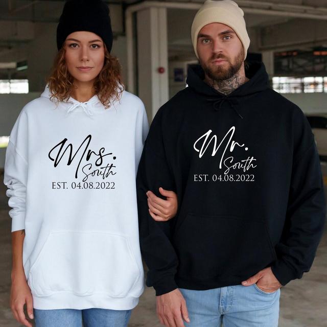 Mr & Mrs Personalised Hoodies | Husband and Wife Couples Honeymoon Hooded Sweater | Mr Mrs Matching Wedding Jumpers