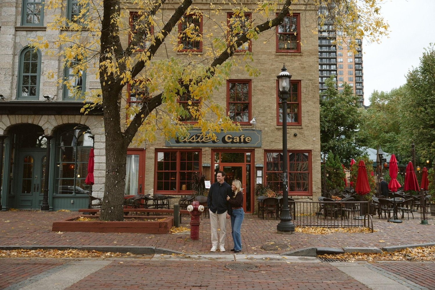 The Wedding Website of Lily Willett and Jack Olsen
