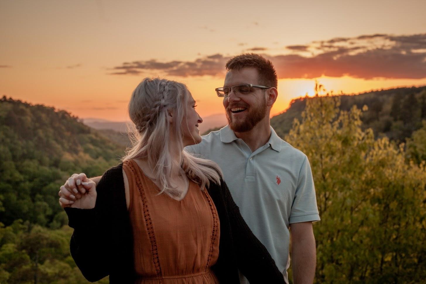 The Wedding Website of Mikenzi Hayes and Austin Powell