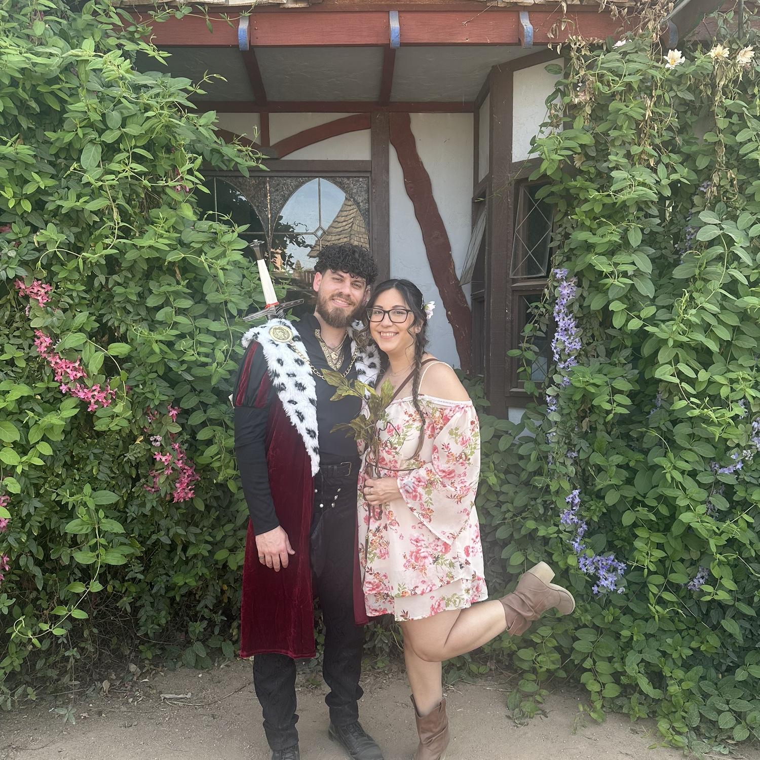 Our first renaissance fair 👑💐