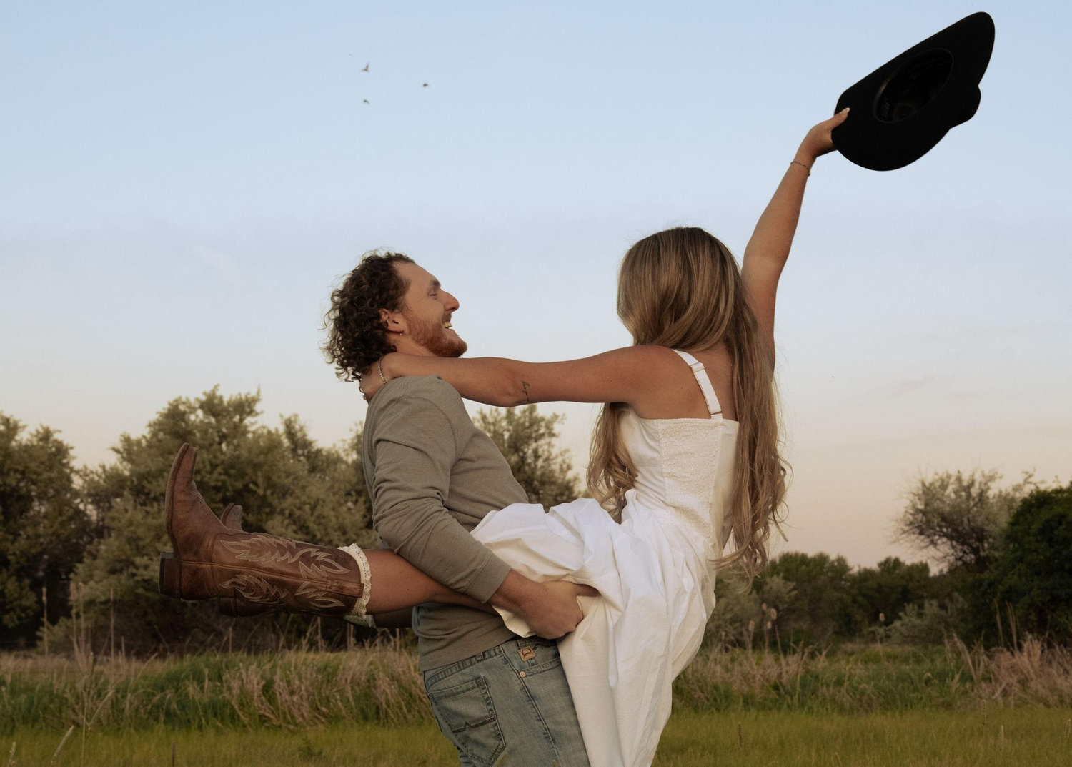 The Wedding Website of Hailey Morris and Mason Bonife