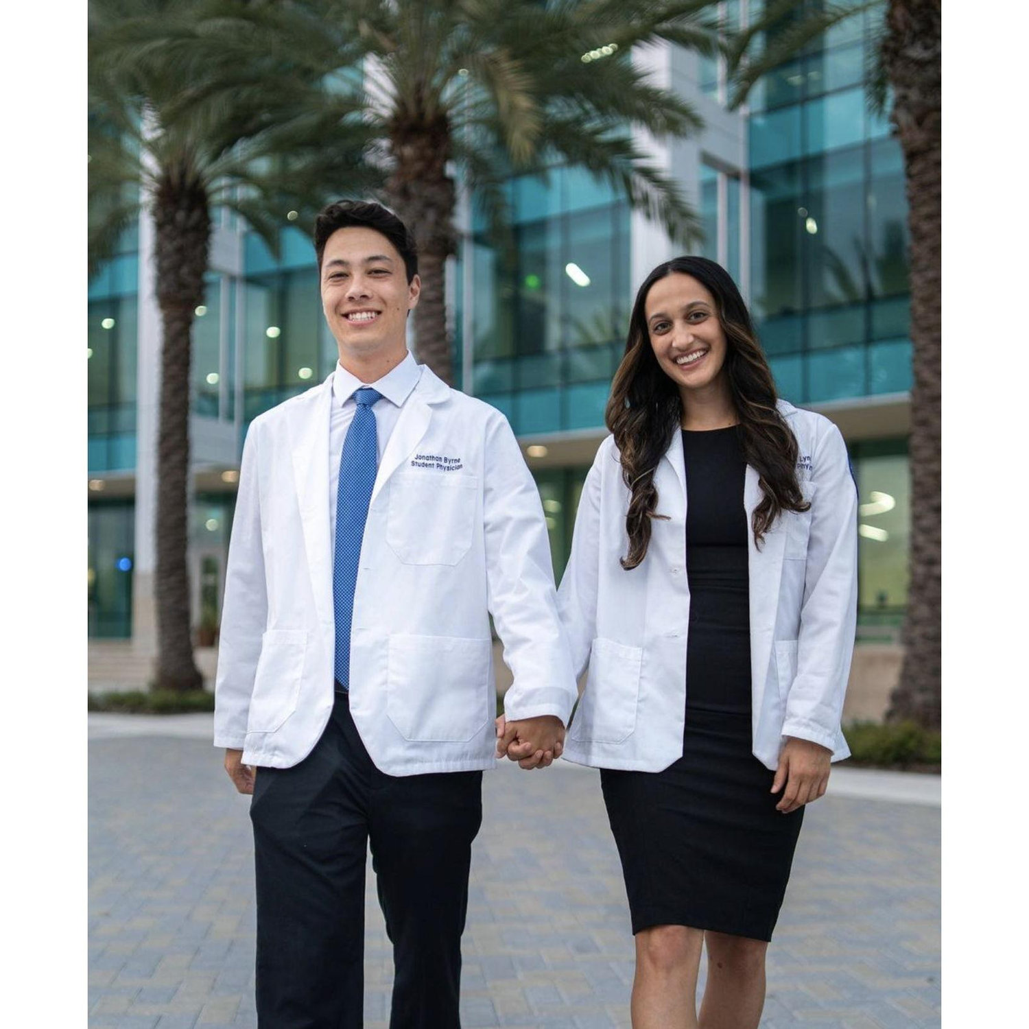July 2021 - Sarah and Jonny started med school in Tampa together.