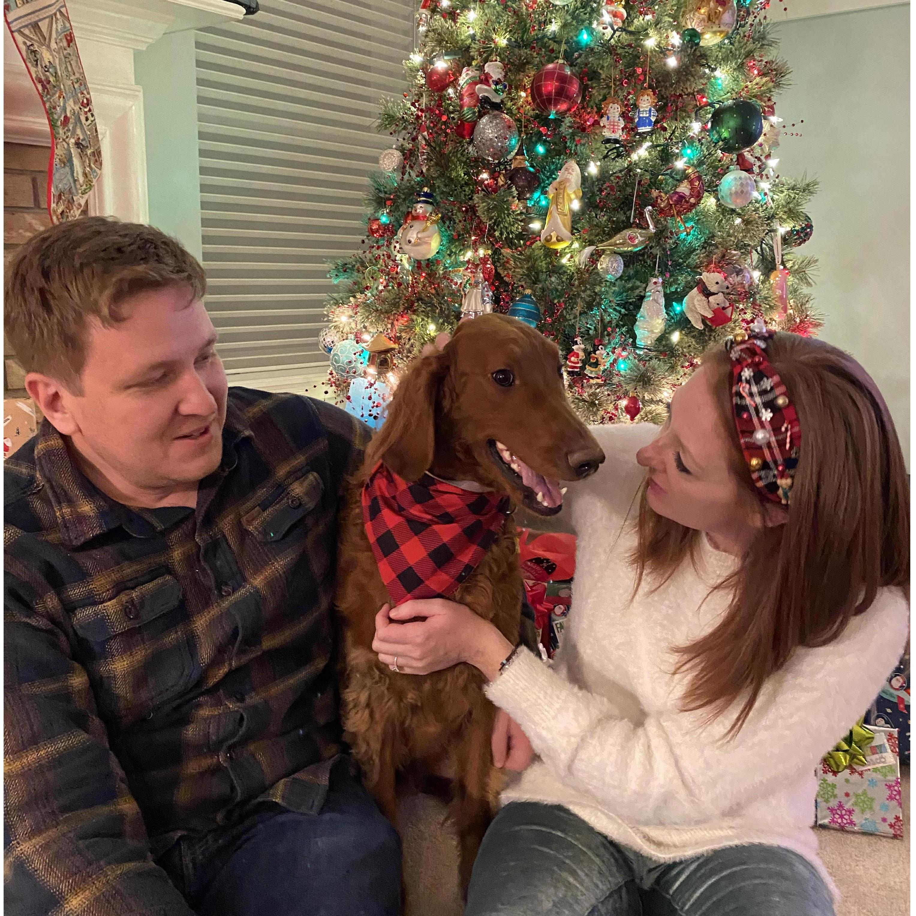 Our sweet family :) Christmas 2021