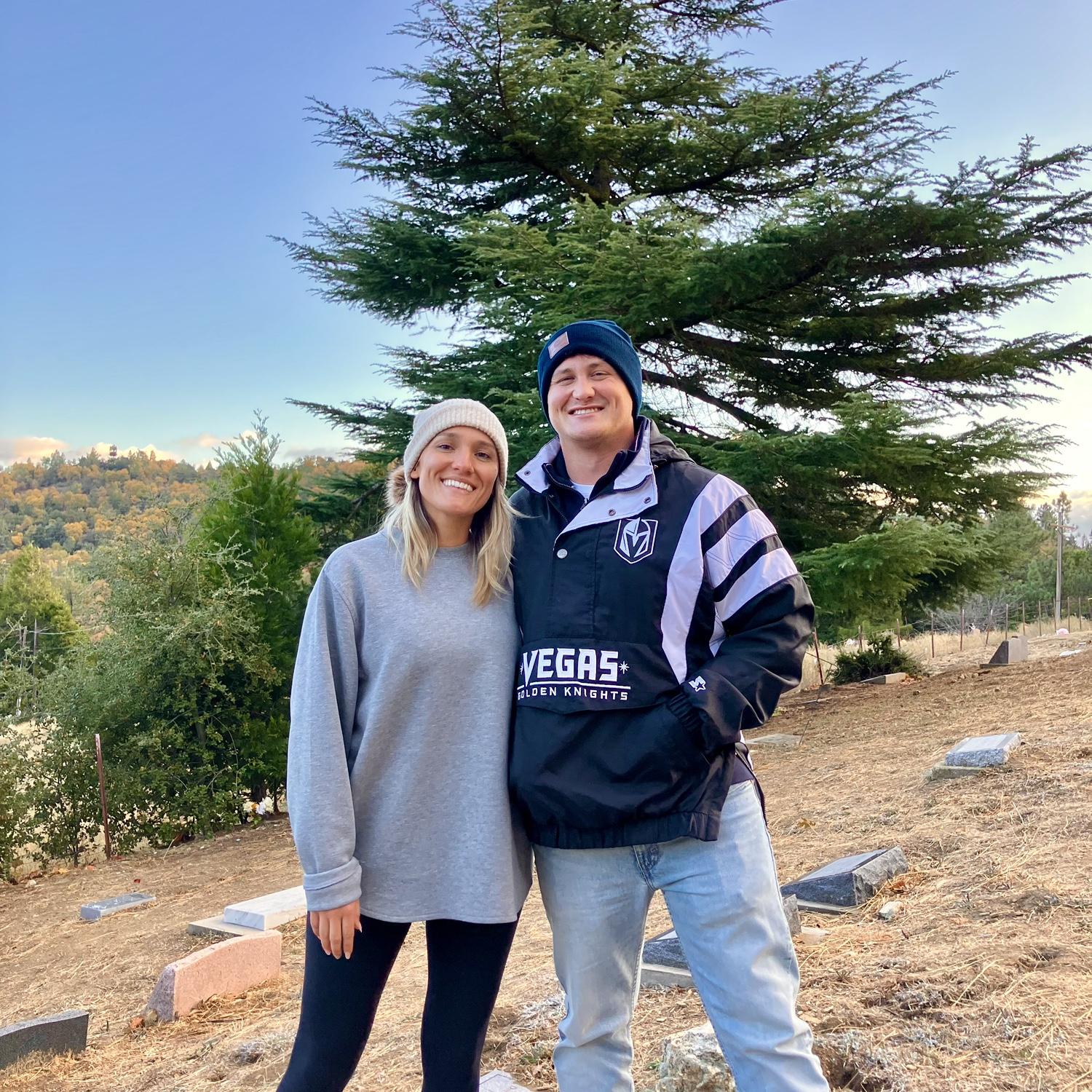 8th year Julian trip at their nostalgic cemetery spot where they take a picture at every year. Kinda creepy but it became a thing they enjoy doing every year! Apple crumb pie, beer, and bbq follow.