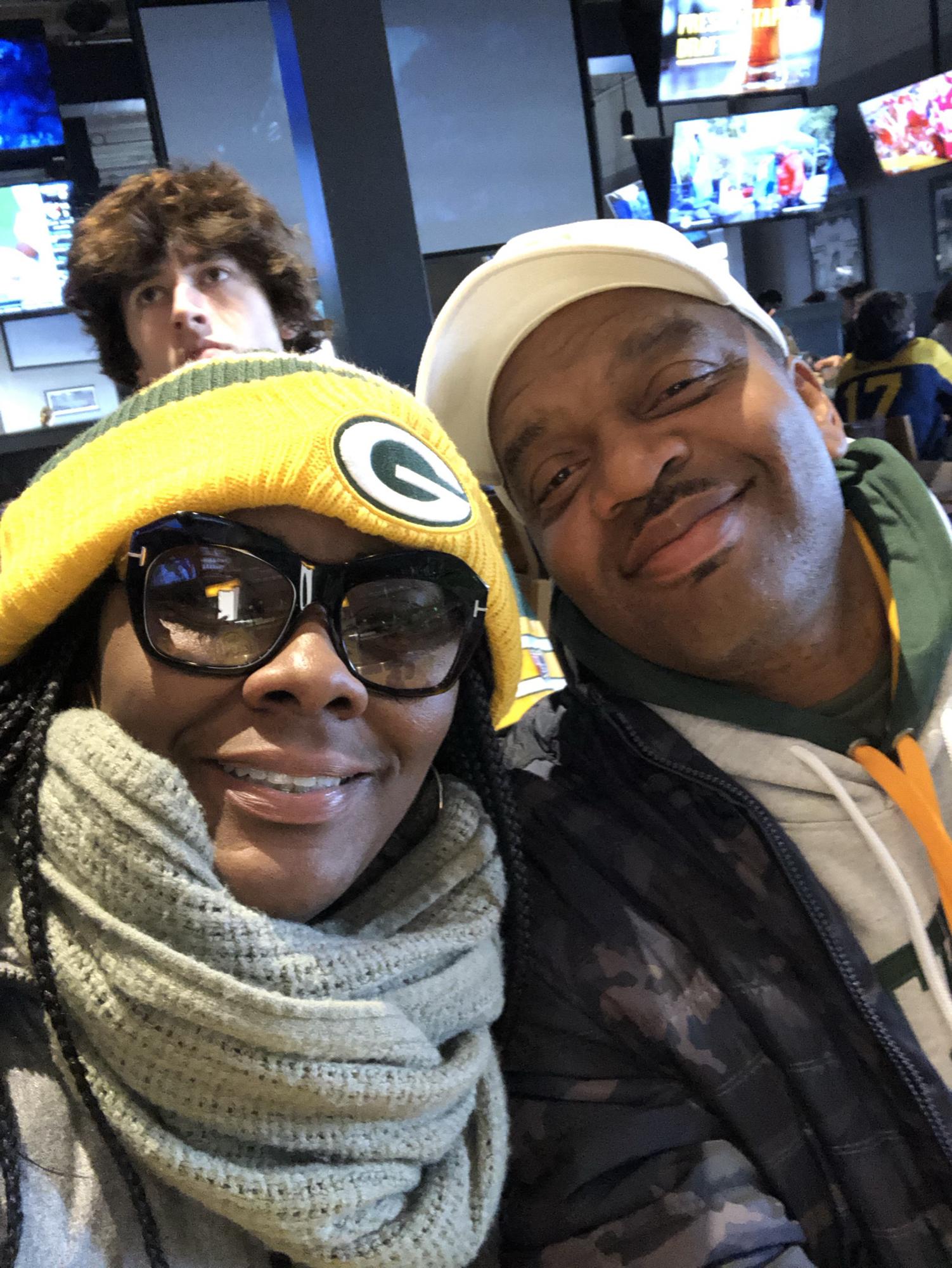 Whew weeeee it was cold- We was ready- Packers vs LA Rams