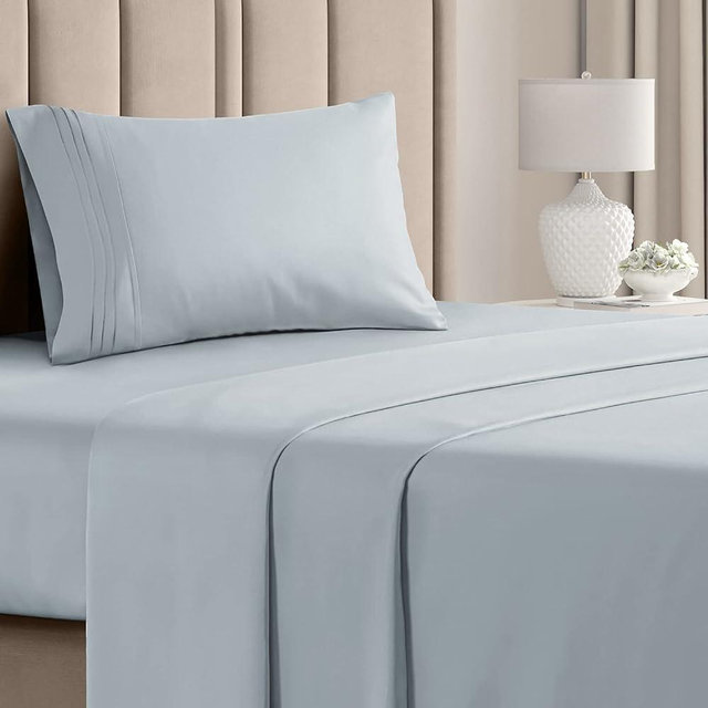 Twin Size 3 Piece Sheet Set - Comfy Breathable & Cooling Sheets - Hotel Luxury Bed Sheets for Women & Men - Deep Pockets, Easy-Fit, Extra Soft & Wrinkle Free Sheets - Sky Blue Oeko-Tex Bed Sheet Set