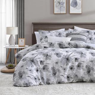 Modern Bloom 3-Piece Comforter Set