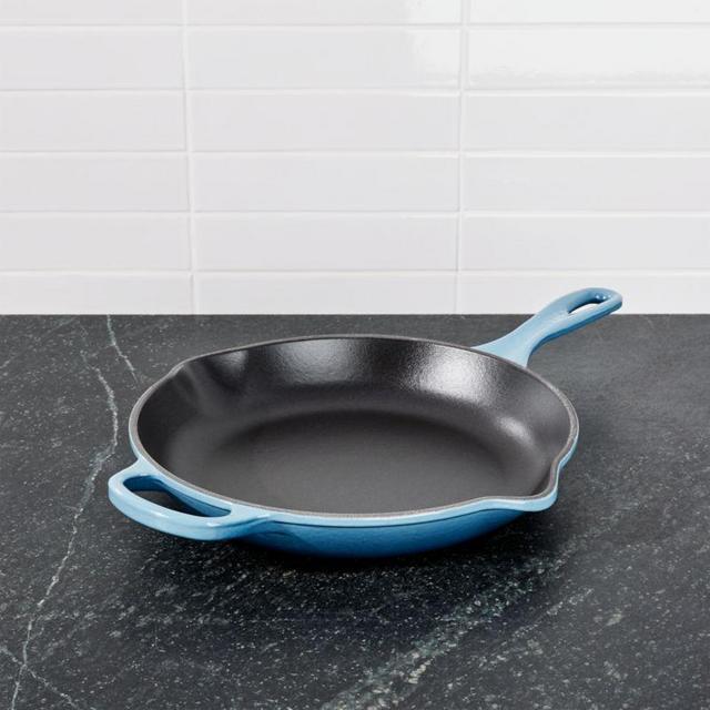 Le Creuset ® Signature 10" Marseille Blue Skillet