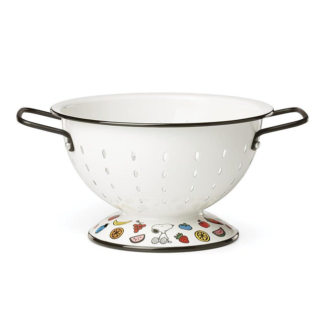 Lenox Home And Kitchen, Chef Snoopy Colander, Enameled Stainless Steel Material, Dishwasher Safe, Colander For Kitchen, Vegetable & Pasta Strainer, Sink Strainer, Chef Snoopy Design (White, 1 Piece)