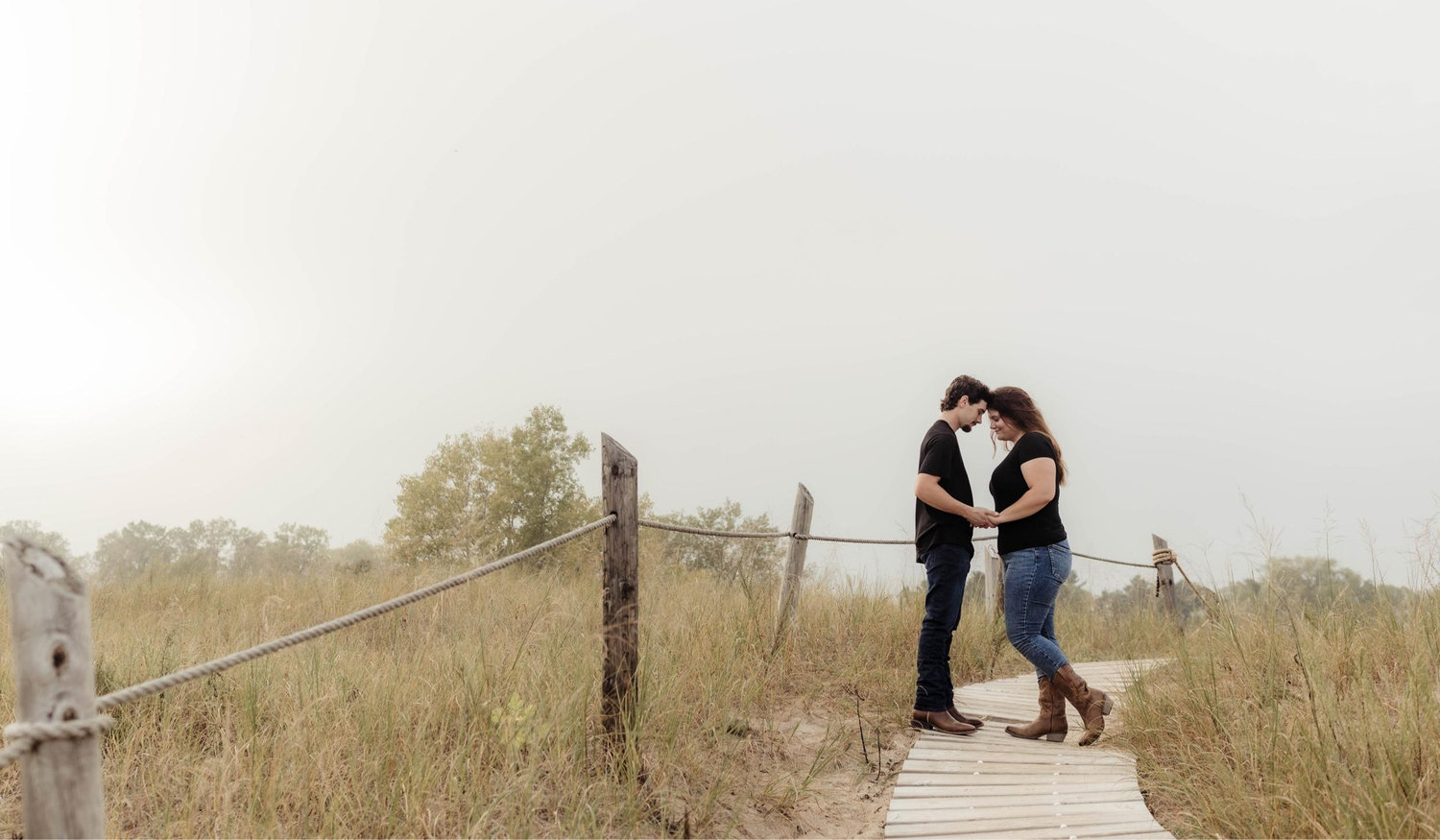 The Wedding Website of Arianna Soto and Austin Oaks