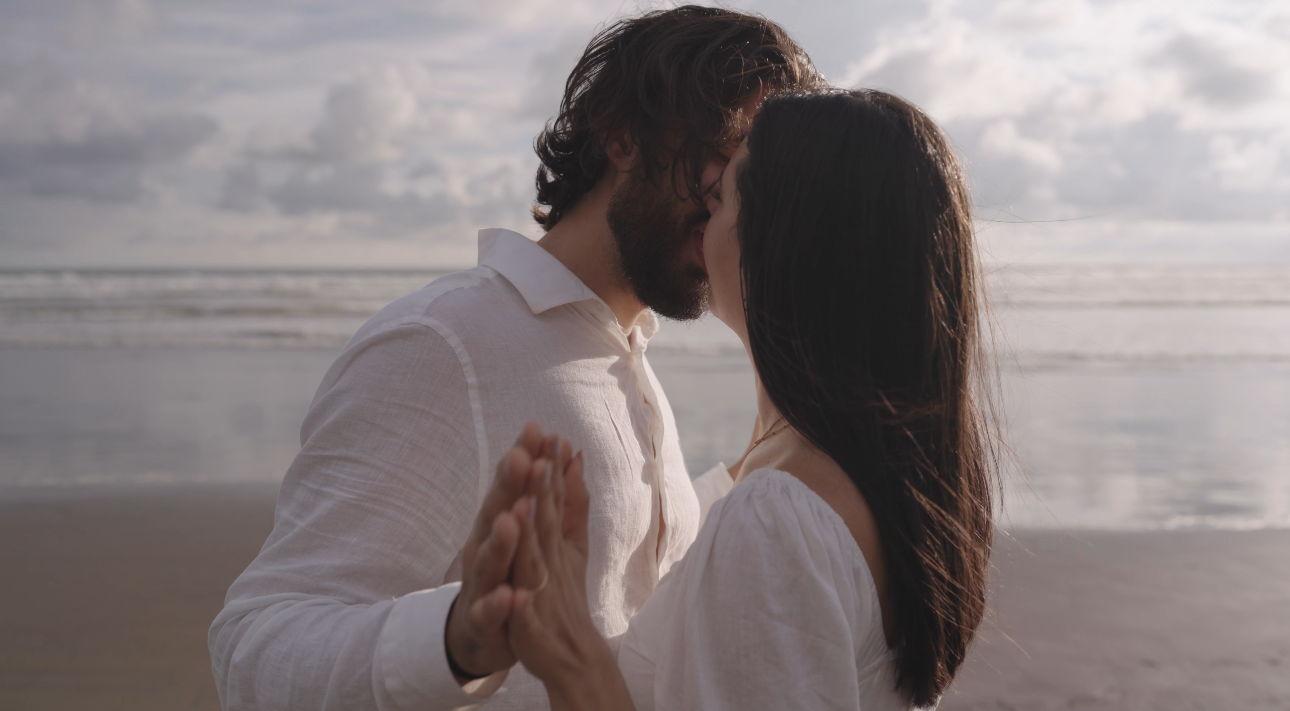 The Wedding Website of Anya Perez and Diego Andrade