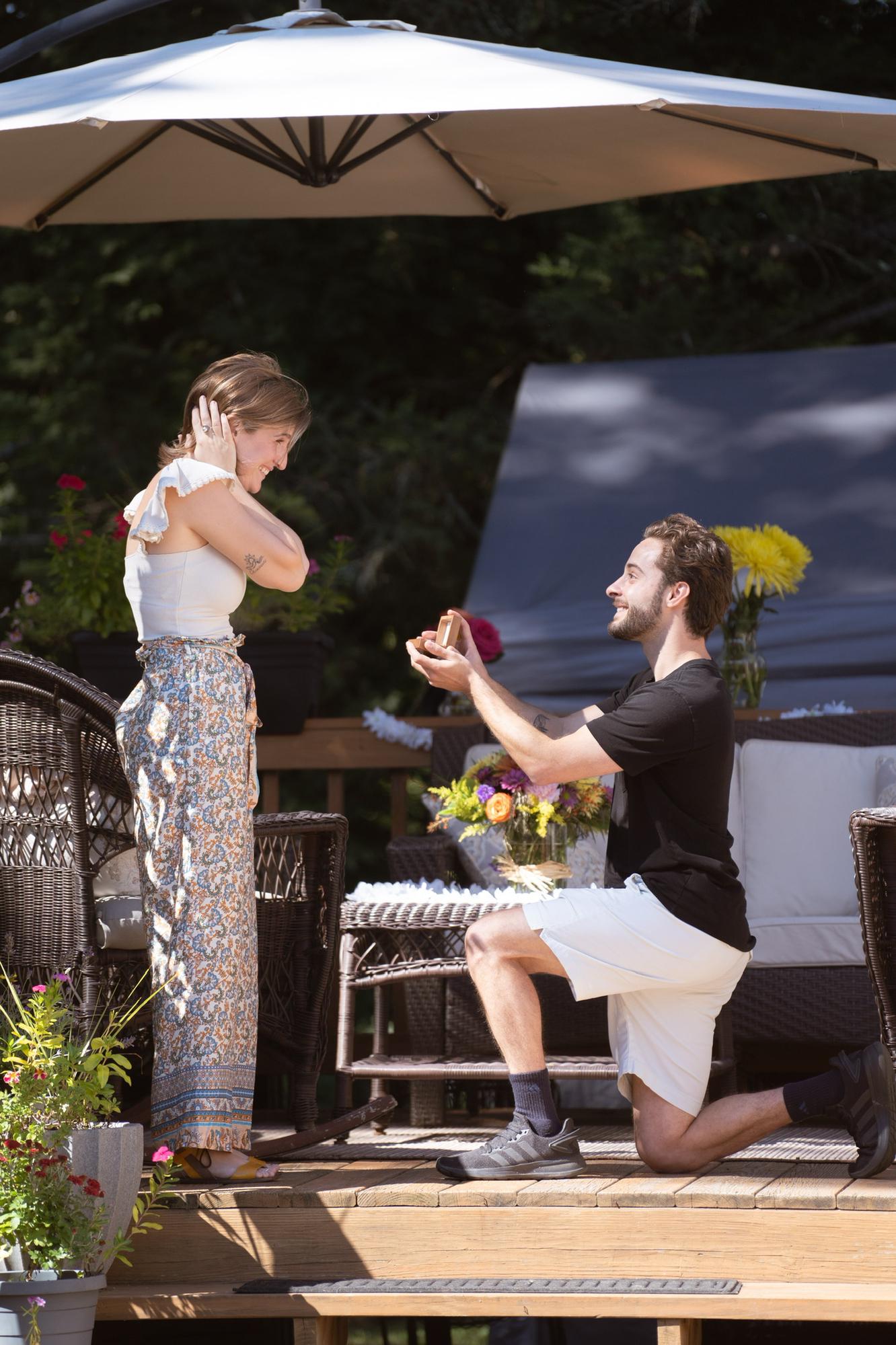 The moment he got down on one knee!