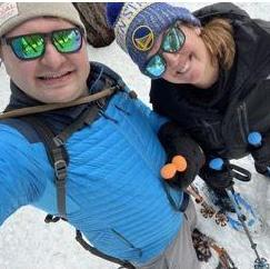 Tahoe - Janelle's first time snowshoeing