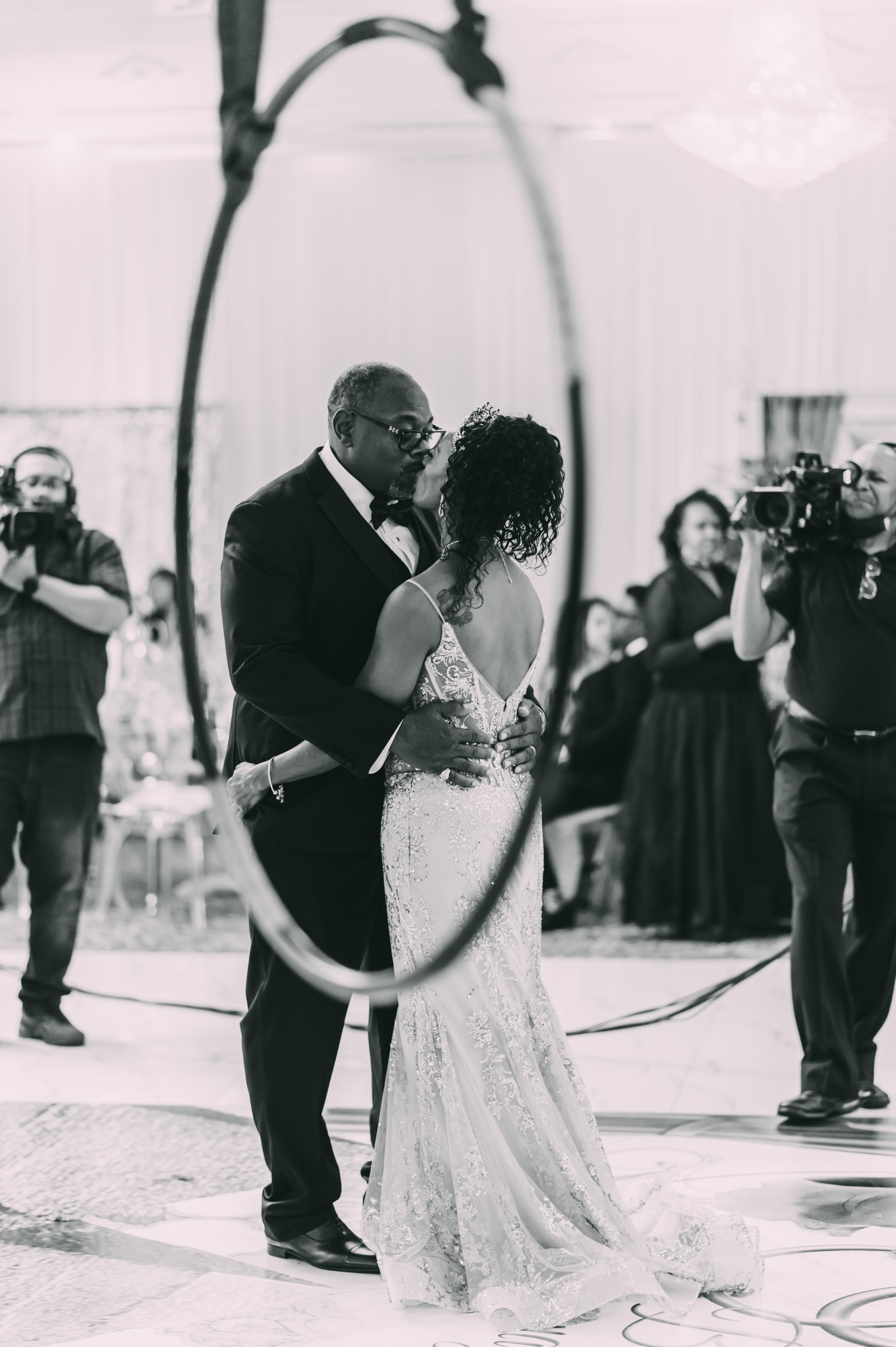 The Wedding Website of Kendra Morris and Darnell Morris