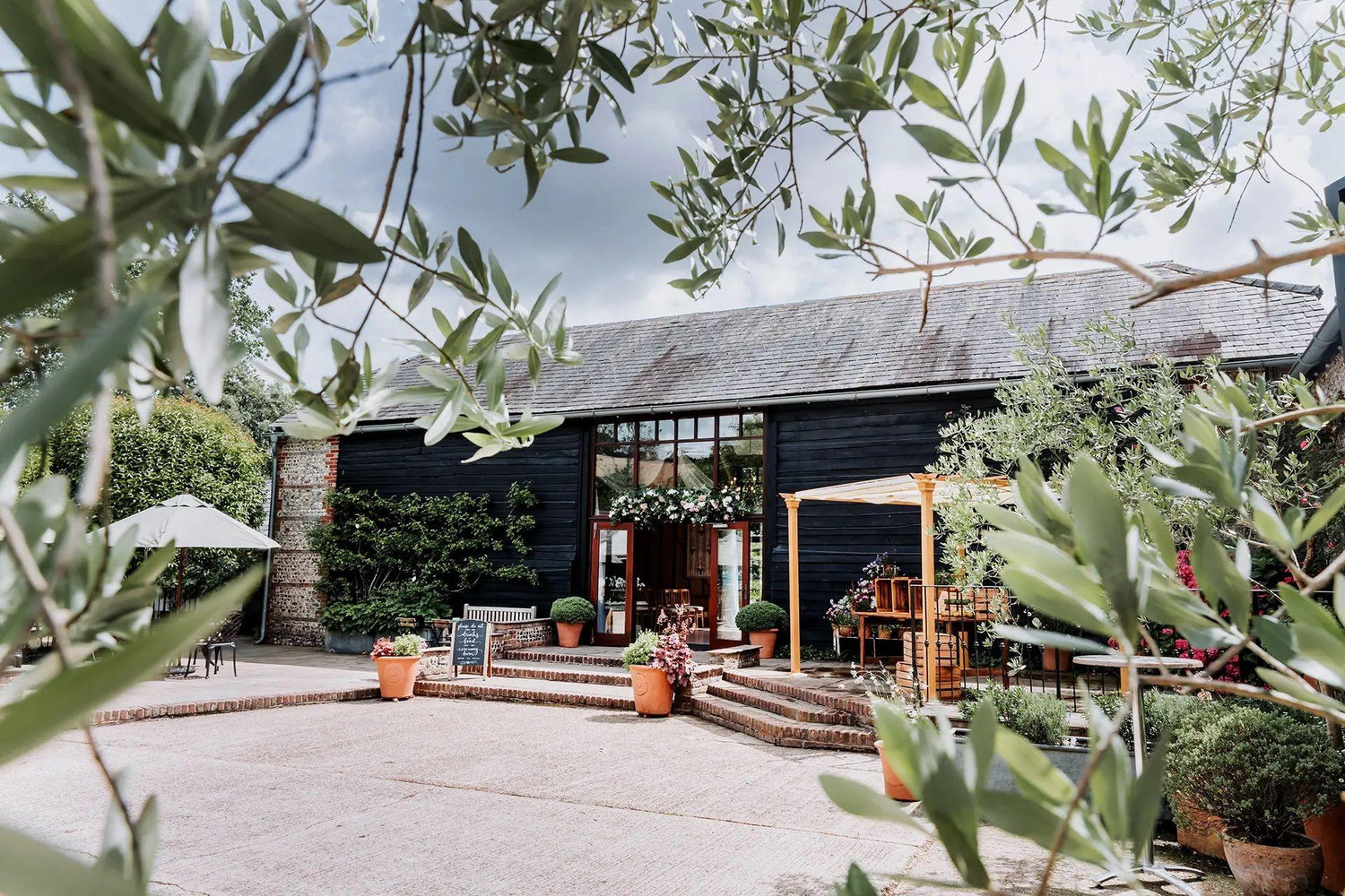 The Wedding Website of James Gabriel and Natasha Goacher
