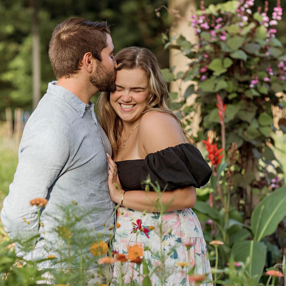 Alexandra Wright and Ryan Milliken's Wedding Website, image size:1000x1000