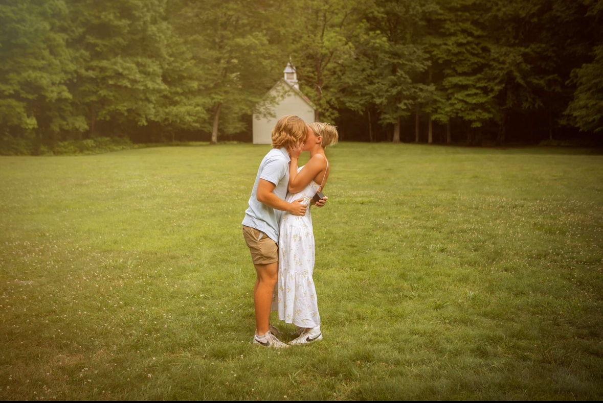 The Wedding Website of Annelie McGhee and Richard Stowell