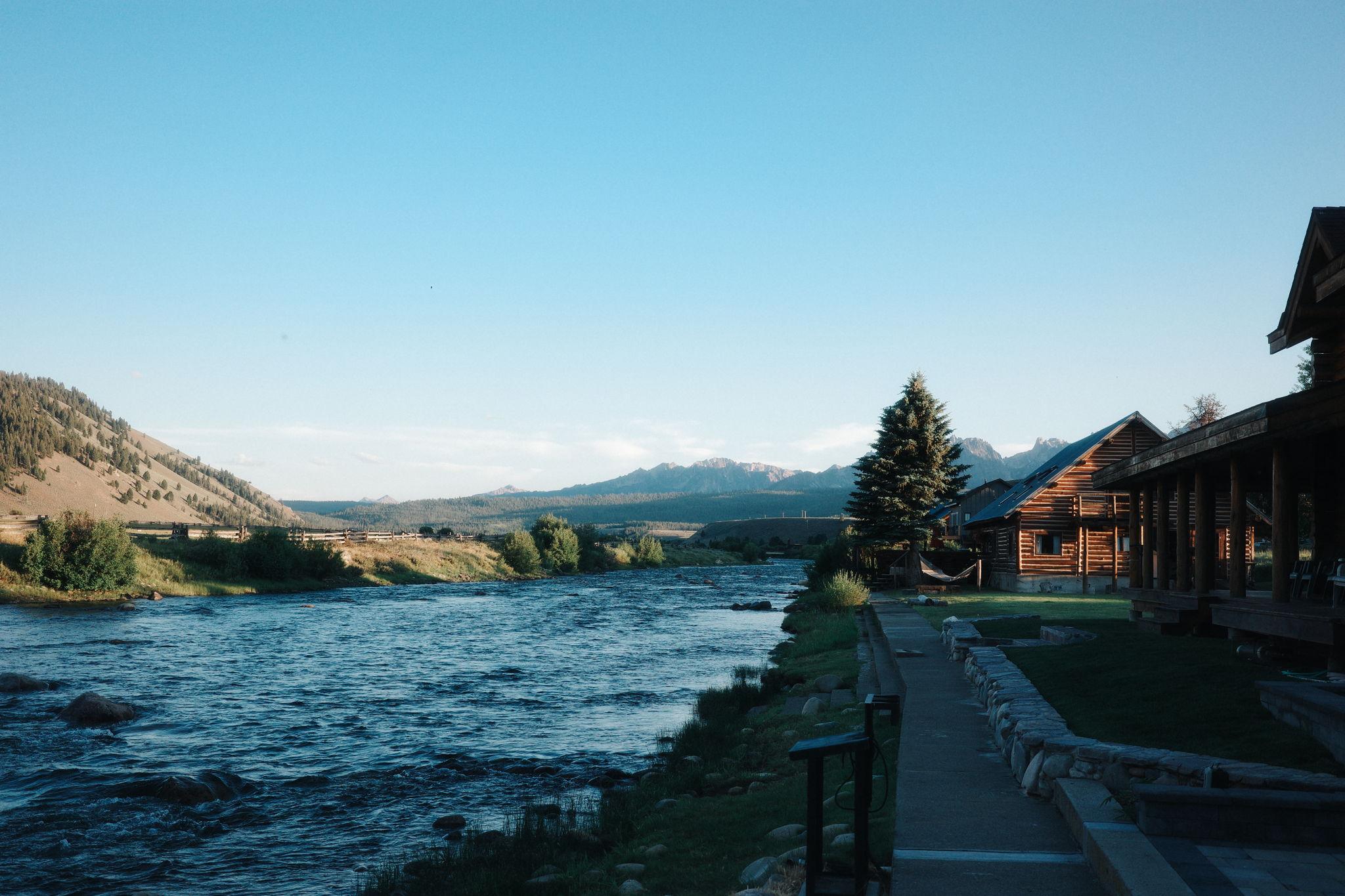 The Wedding Website of Haley Hunter and Zach Burg