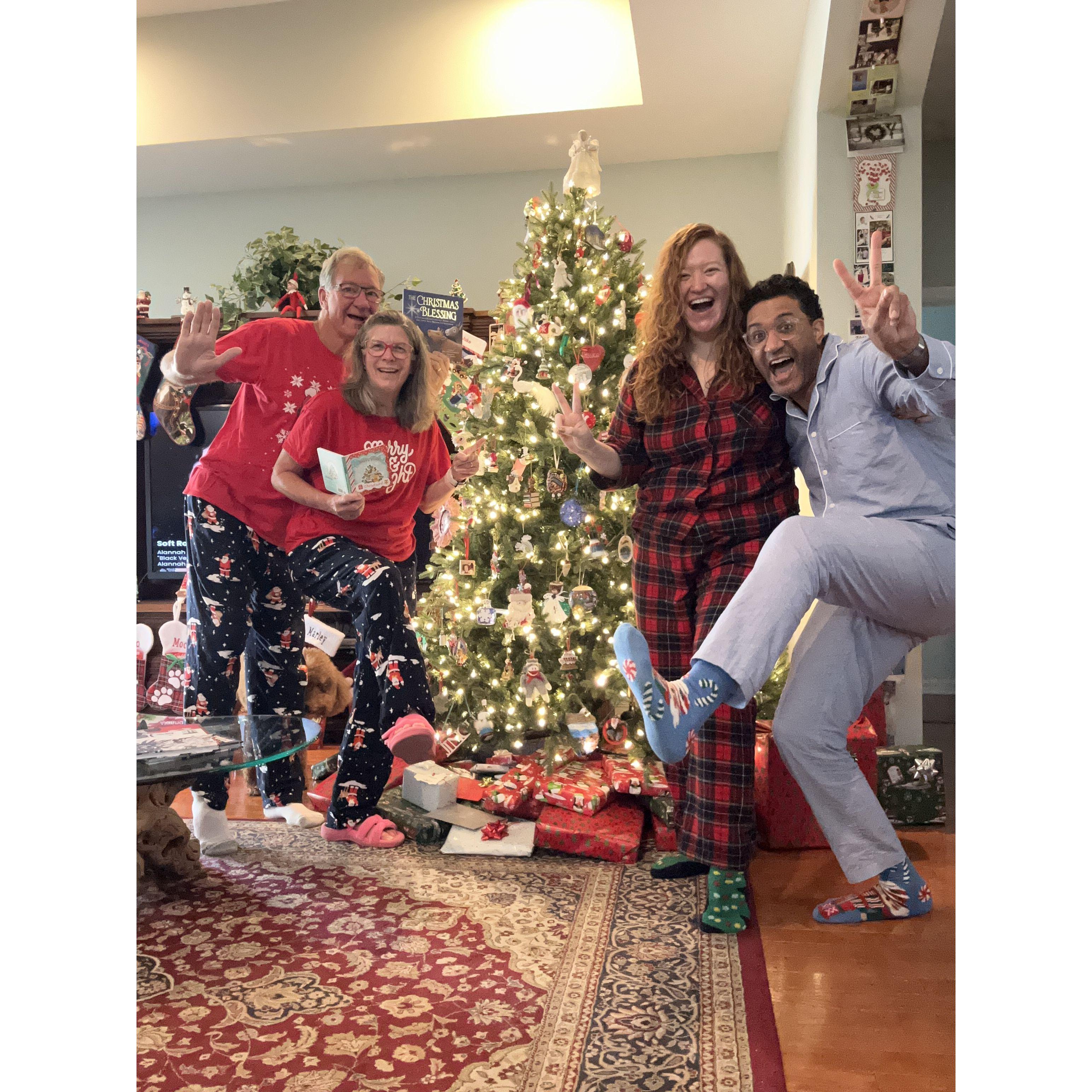 Anibal's first Christmas in Florida