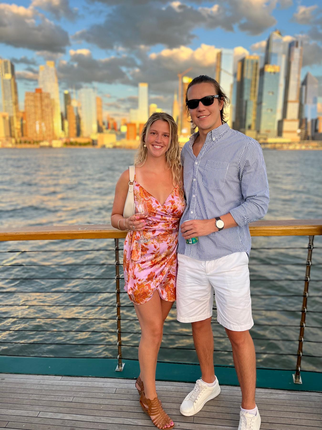 Sunset cruise along Manhattan