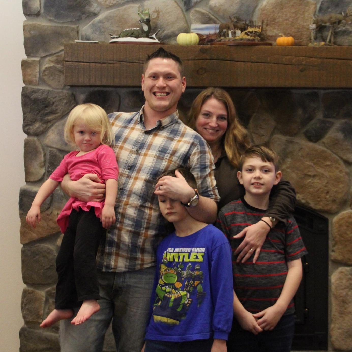 Meet Jenna's brother Dakotah, his wife Crystal and their family. Cynthia (far left) Joshua (Pouty Pants) and Dalton (Far Right).