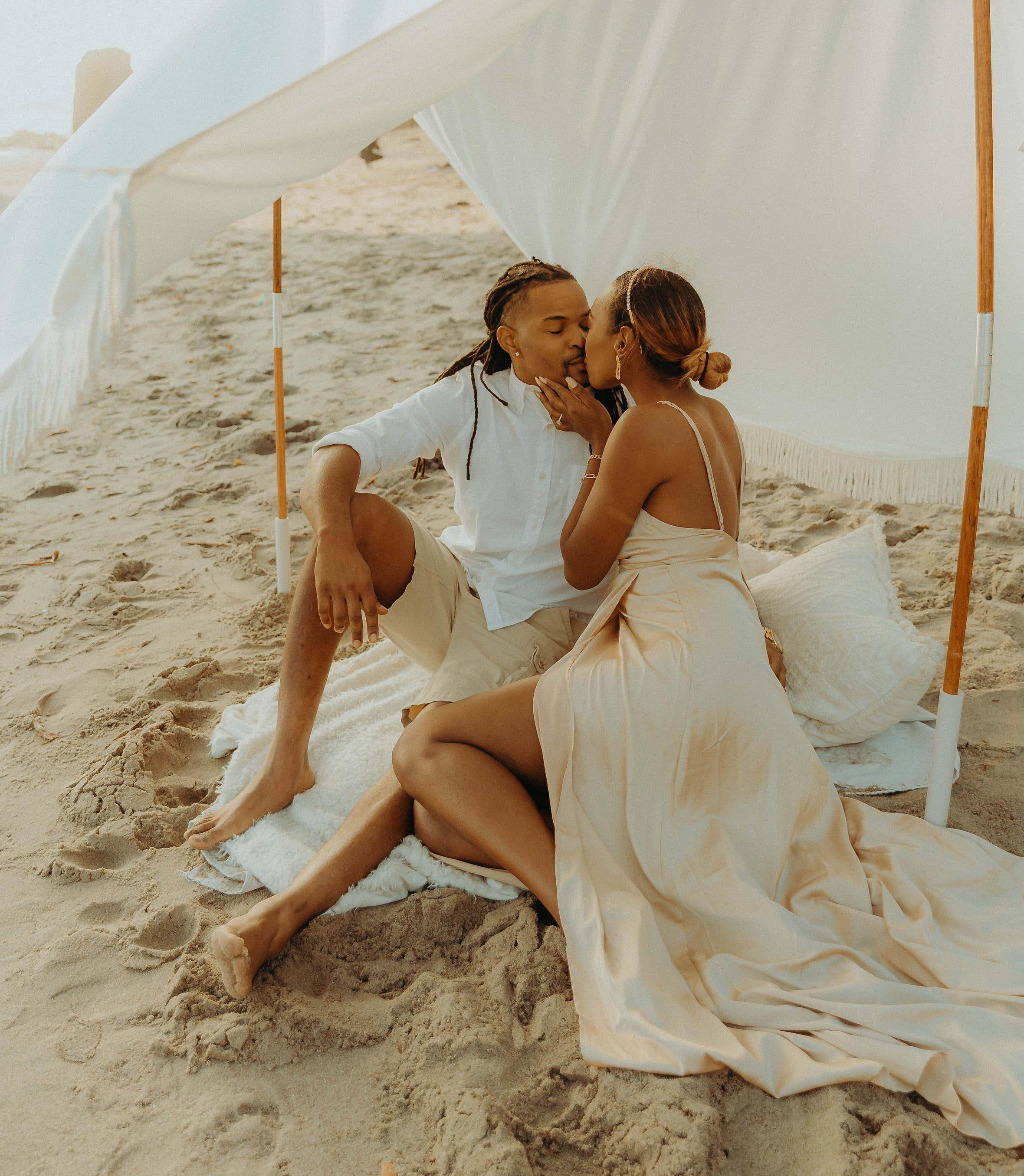 The Wedding Website of Shakela Tunstalle and Jamar Brown