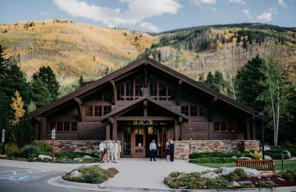 The Wedding Website of Anna Abrahamson and Sean Furman