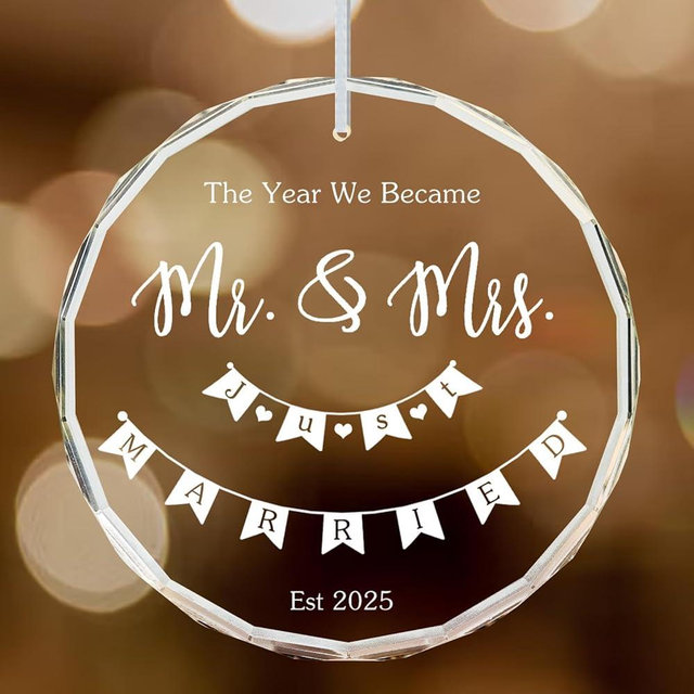 Wedding Gifts for Couples 2025 - Bridal Shower Gifts Mr and Mrs Ornament Just Married Ornament for Bride to be, Married Couple, Bride and Groom, Bachelorette Party