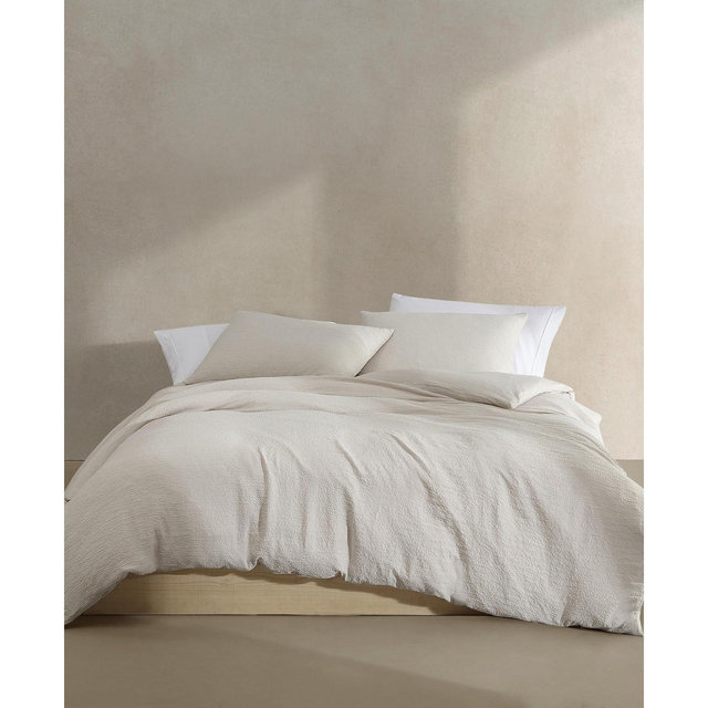Calvin Klein Seersucker 3 Piece Comforter Set, Queen