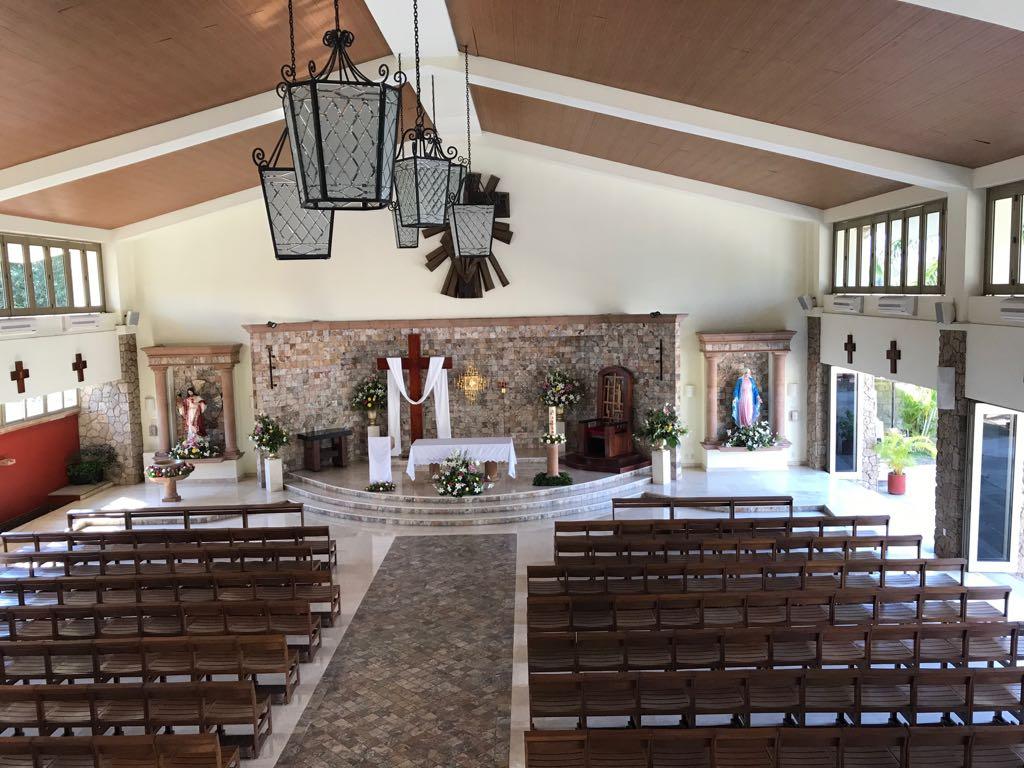 The Wedding Website of Damaris Girón Toledo and Alexander Zapaticky