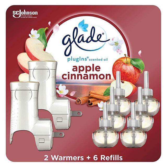 Glade PlugIns Refills Air Freshener Starter Kit, Scented Oil for Home and Bathroom, Apple Cinnamon, 4.02 Fl Oz, 2 Warmers + 6 Refills