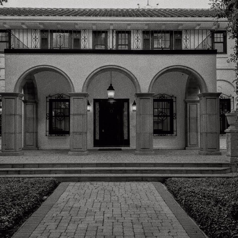 Our wedding will be held at a 1920s Casablanca estate, a romantic setting with vintage charm, lush gardens, and timeless elegance.