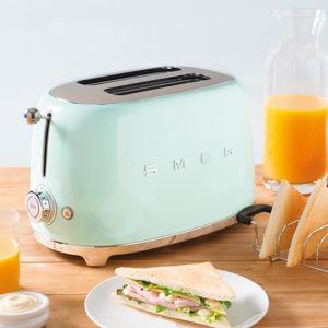 SMEG 2 Slice Toaster with 6 Presets and Defrost Function