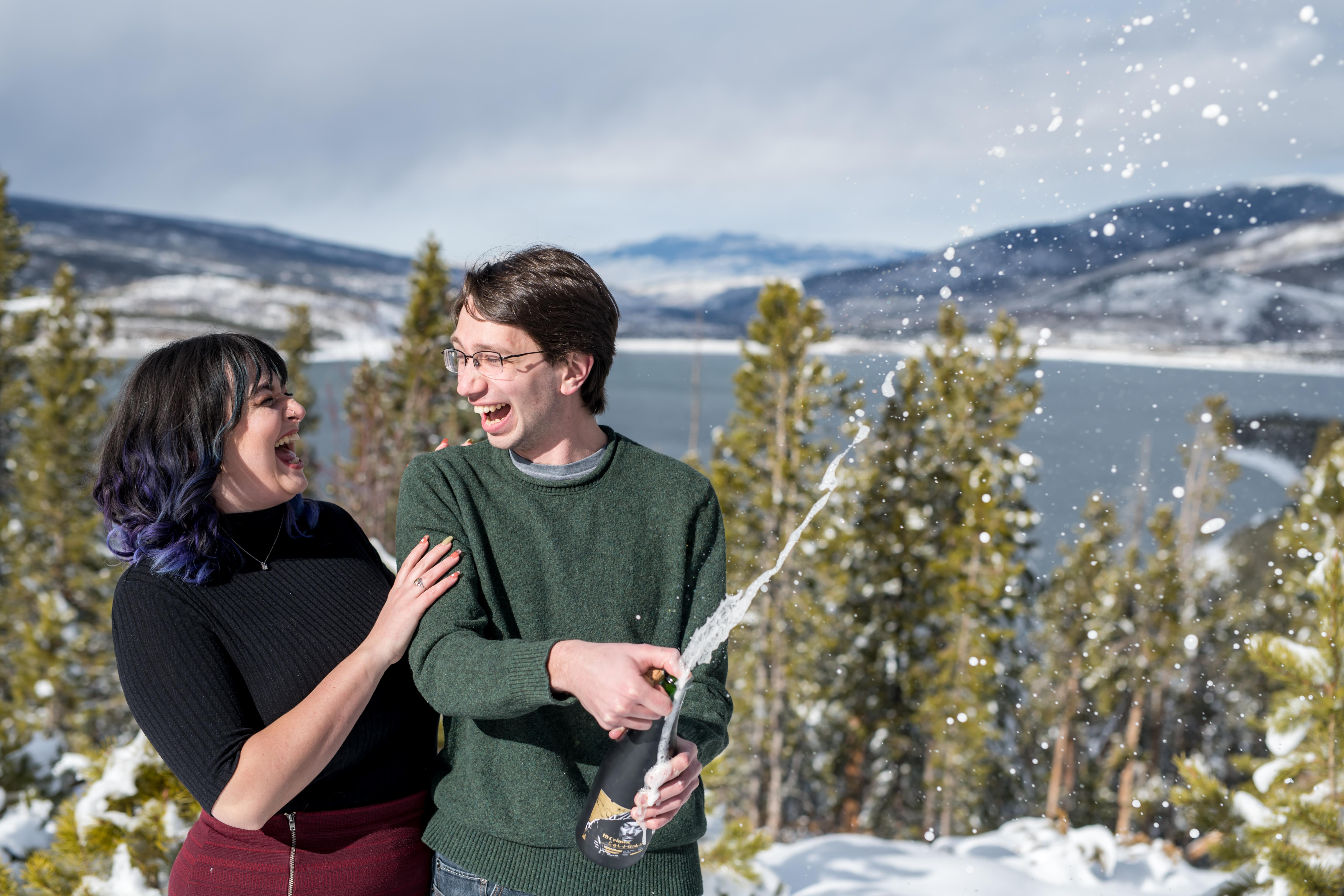 The Wedding Website of Devin Weinberg and Savannah Marino
