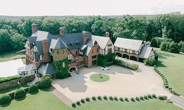 The Wedding Website of Camillia Smith and Stanley Nickarz