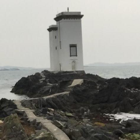 Port Ellen Lighthouse, where Neil proposed!