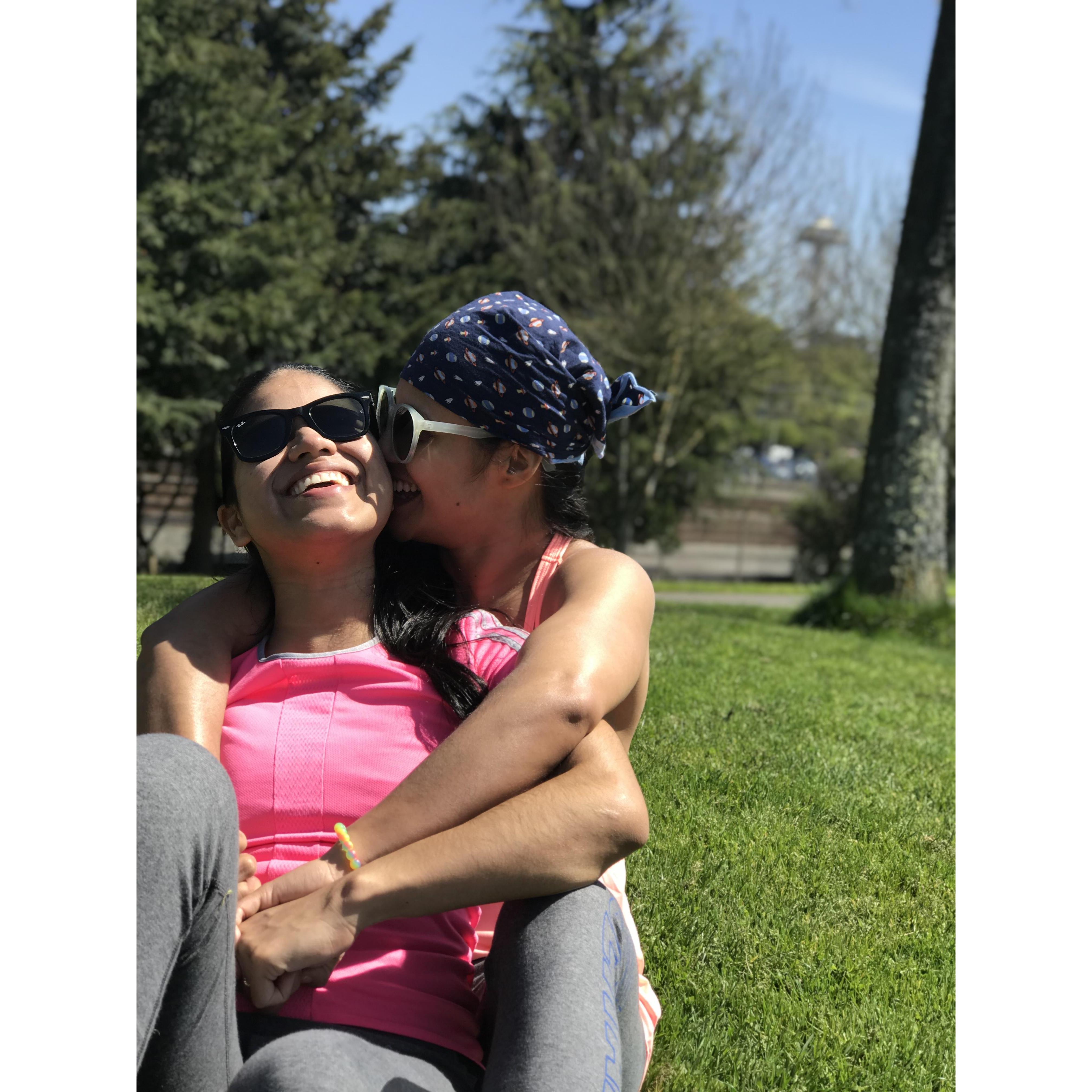 Nos dijimos "Te amo" justo antes de que nuestro amigo nos tomara esta fotografía.