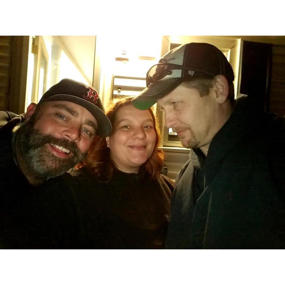 HAHAHA Jay turns 40! What look at the love oh and that's just Bobby our neighbor.