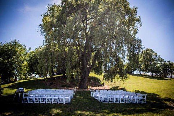 The Wedding Website of Lindsay Schramm and Joe Dopirak
