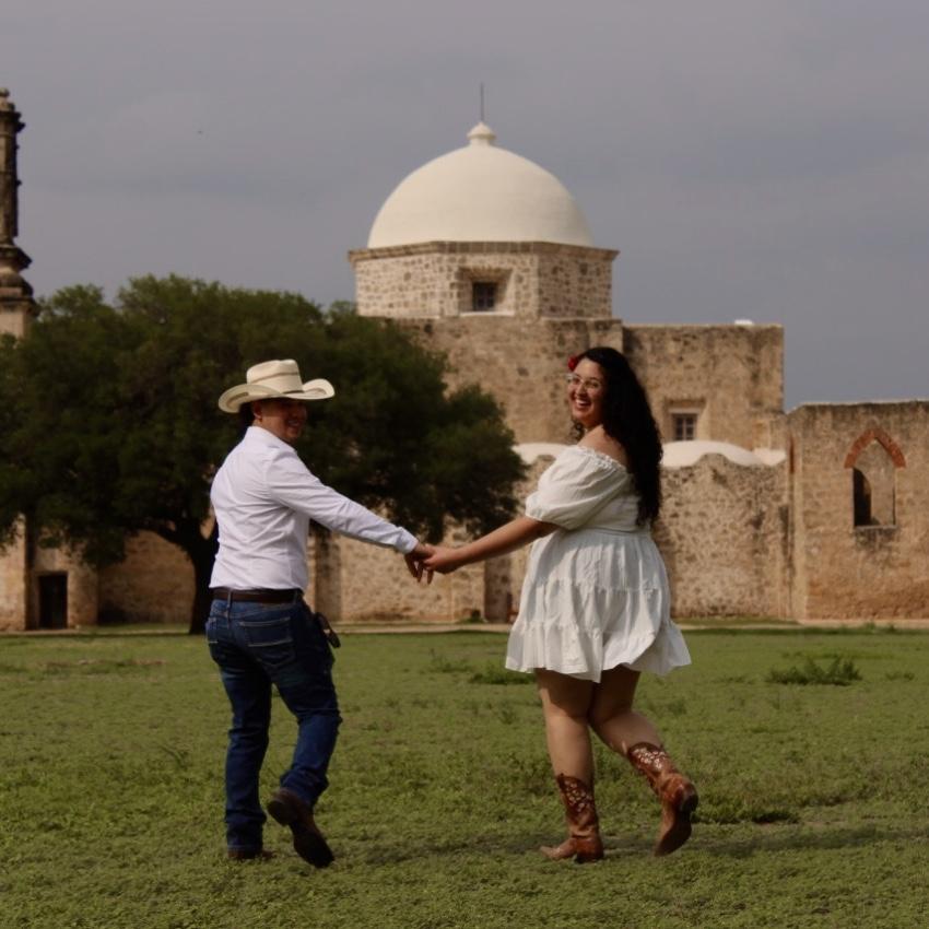 Engagement photoshoot/Sesión de fotos de compromiso 💍🤍