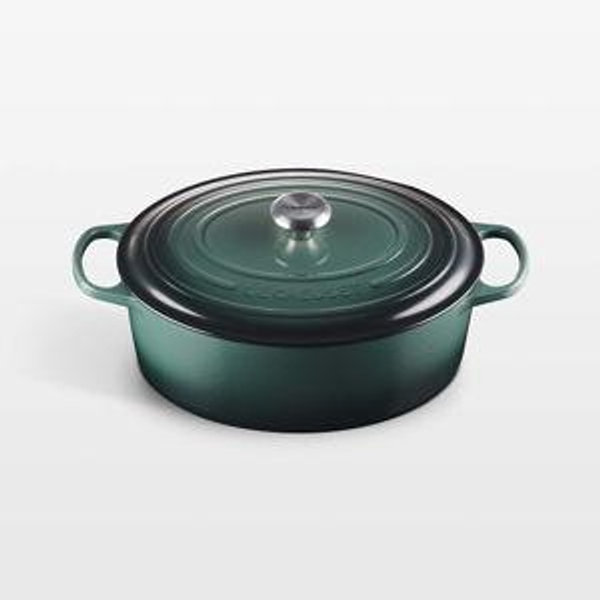 Le Creuset Signature 8-Qt. Thyme Enameled Cast Iron Oval Dutch Oven + Reviews | Crate & Barrel